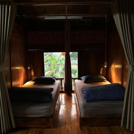 Ha Giang Eco Stone House - Tours & Rental Motorbike Exterior photo