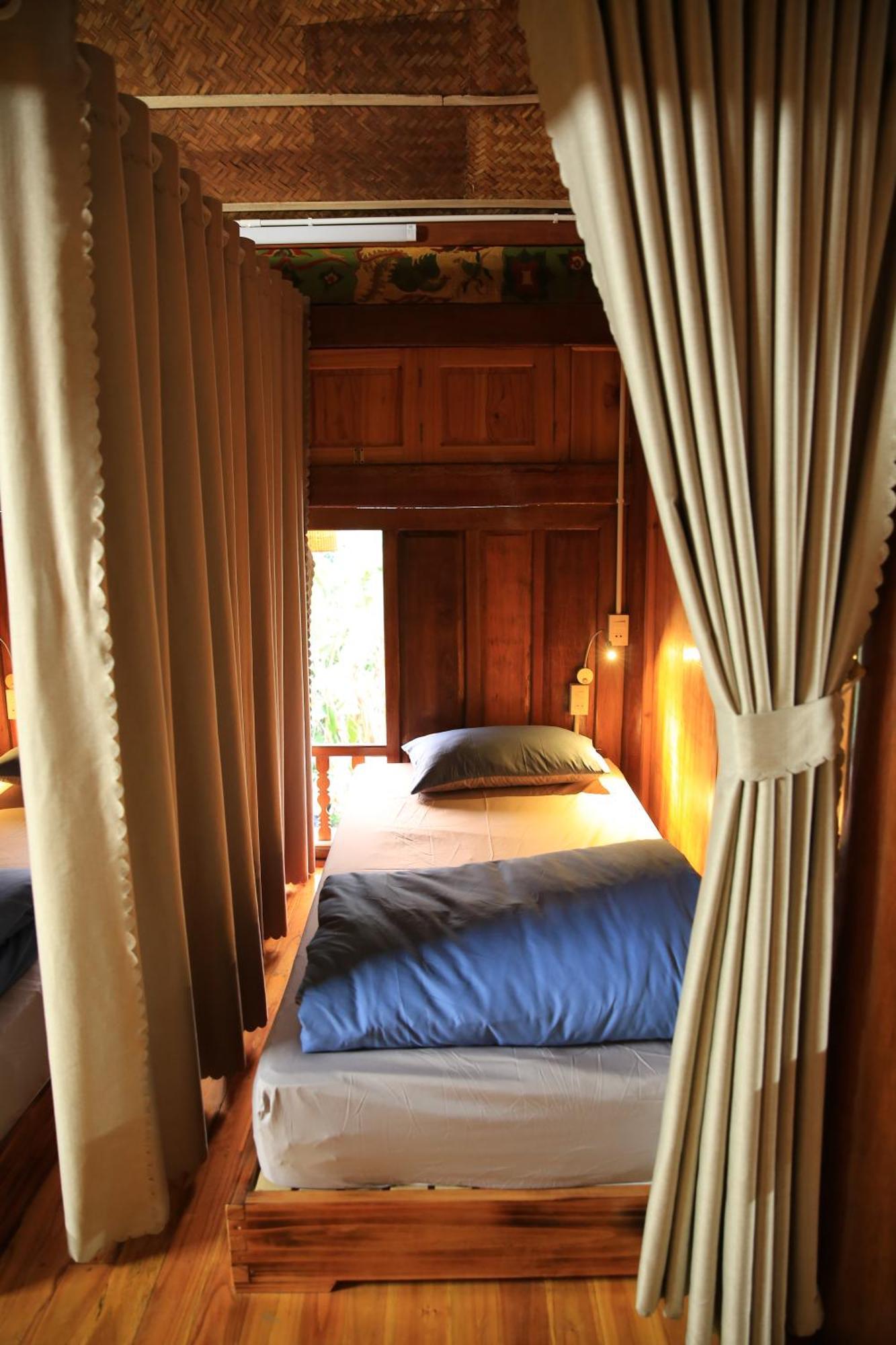 Ha Giang Eco Stone House - Tours & Rental Motorbike Exterior photo