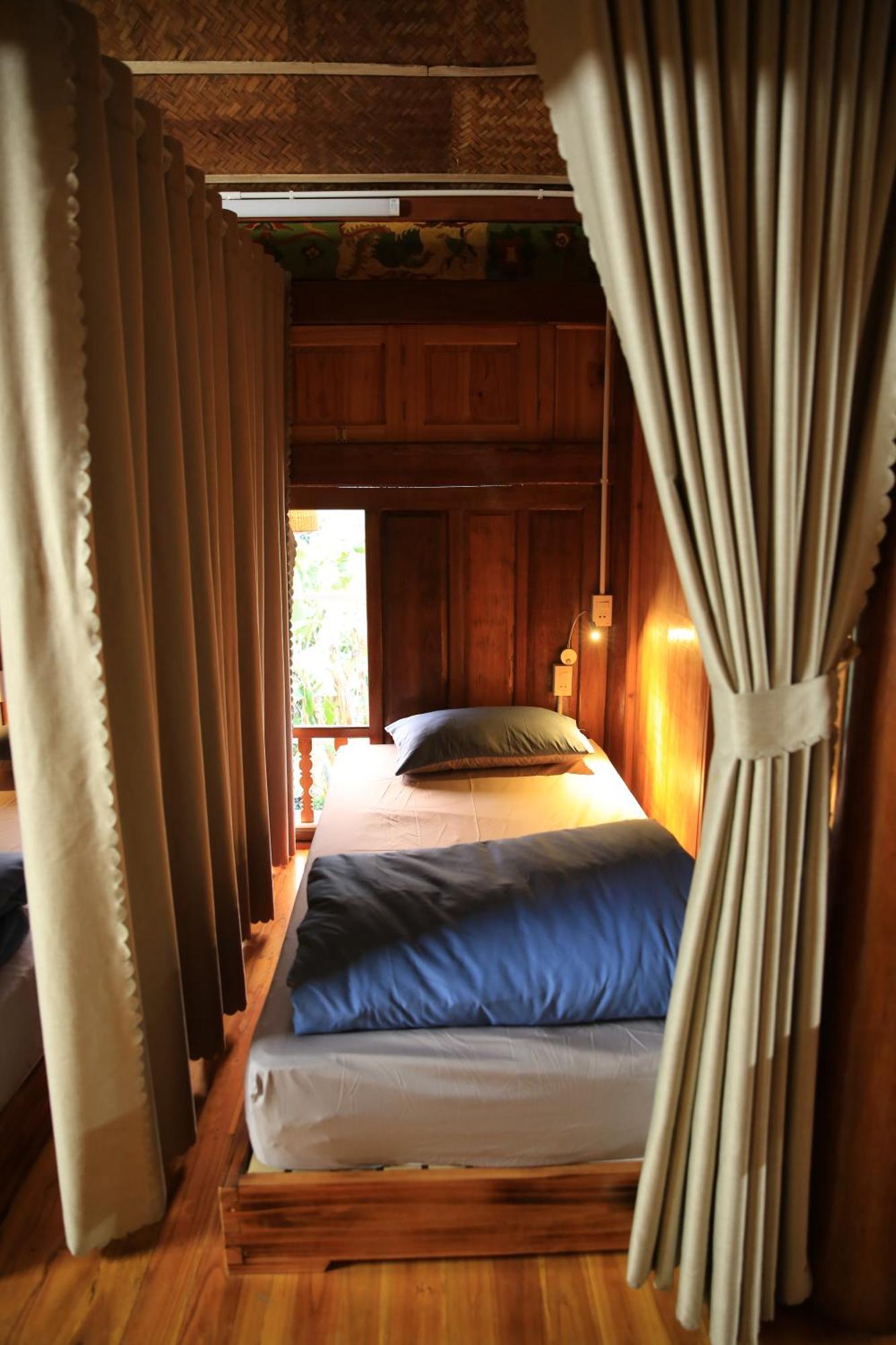 Ha Giang Eco Stone House - Tours & Rental Motorbike Exterior photo